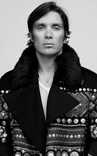 Cillian-Murphy-Another-Man-Cover-Photo-Shoot-2015-003-800x527.png