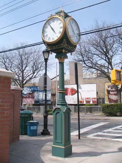 The-street-clock-at-Amboy-Road.jpg