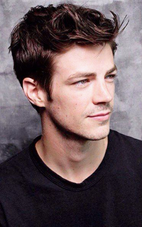 4c93fb83dd13f5392d34ab9879df9220--grant-gustin-pictures-of.png